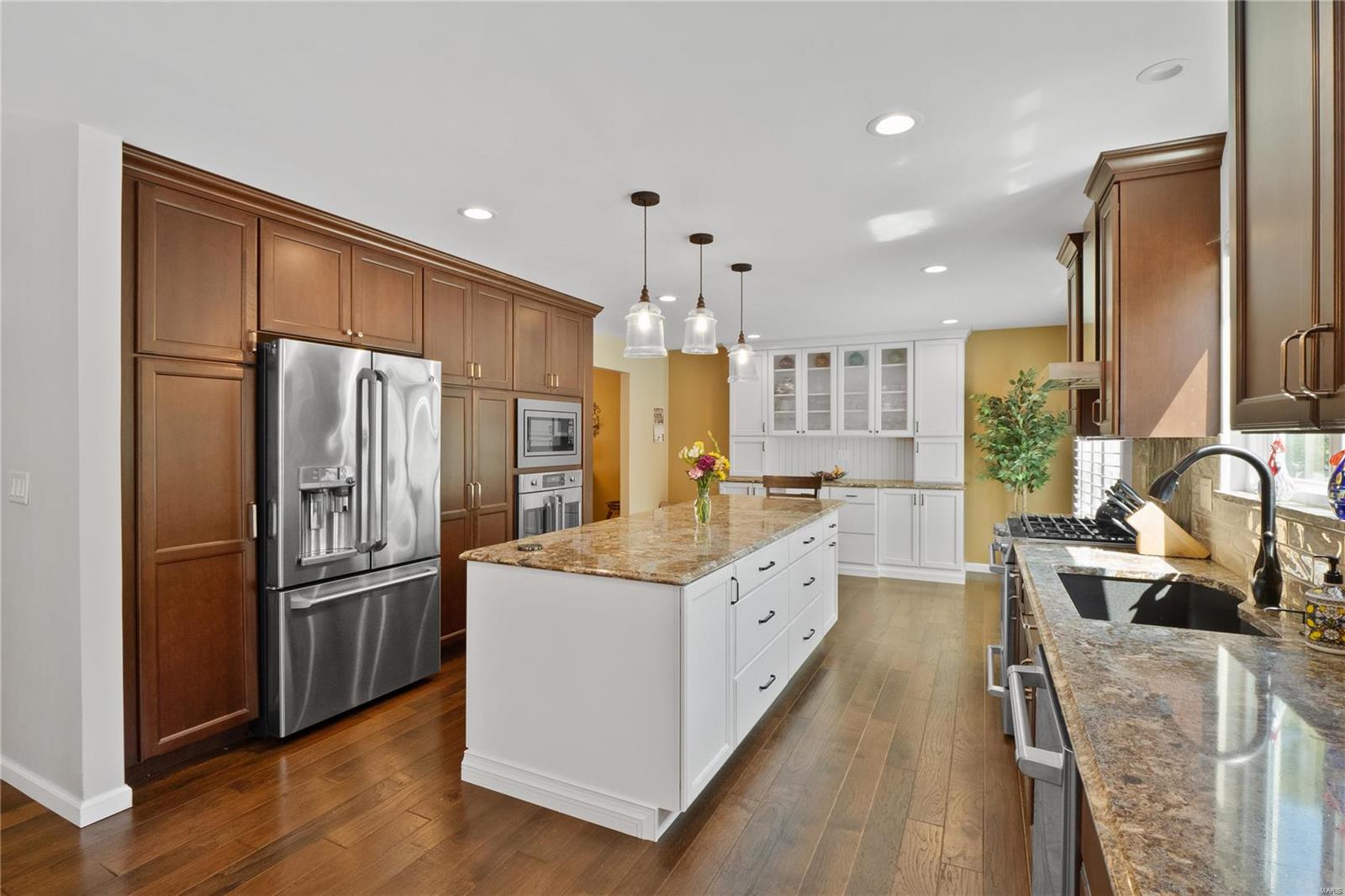 2118 Cliff Cave Crossing Court