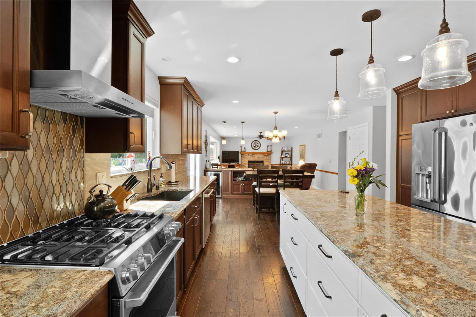 2118 Cliff Cave Crossing Court