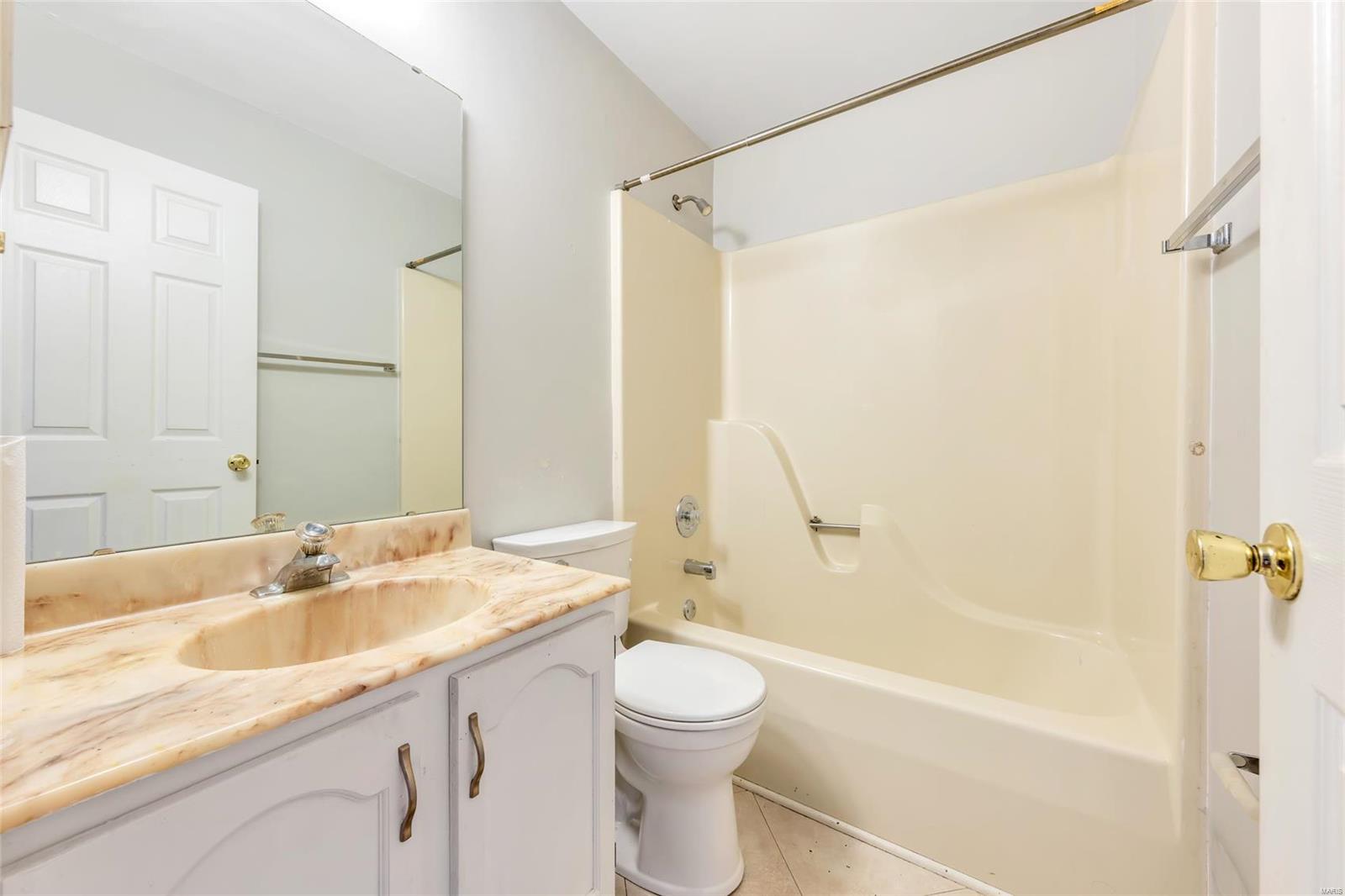 1543 Bittersweet Court Unit: 2