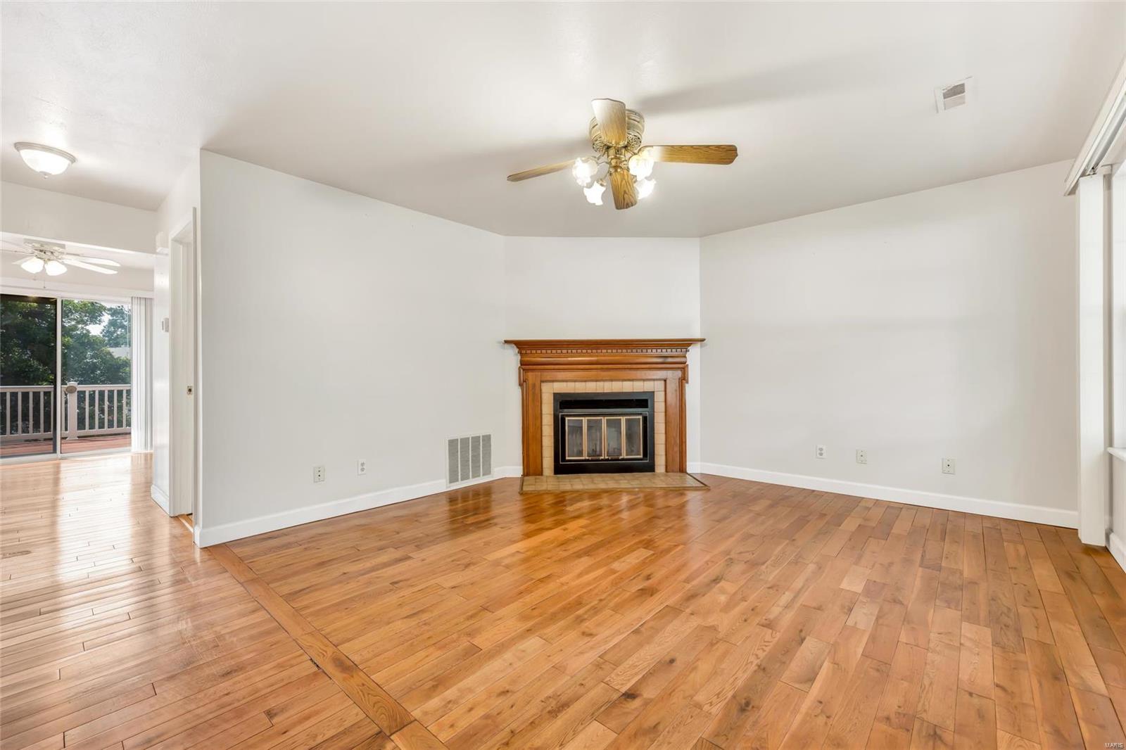 1543 Bittersweet Court Unit: 2