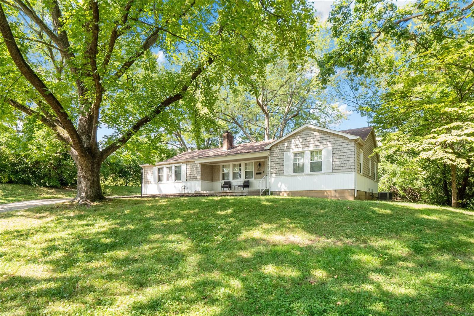 1125 Saint Charles Avenue