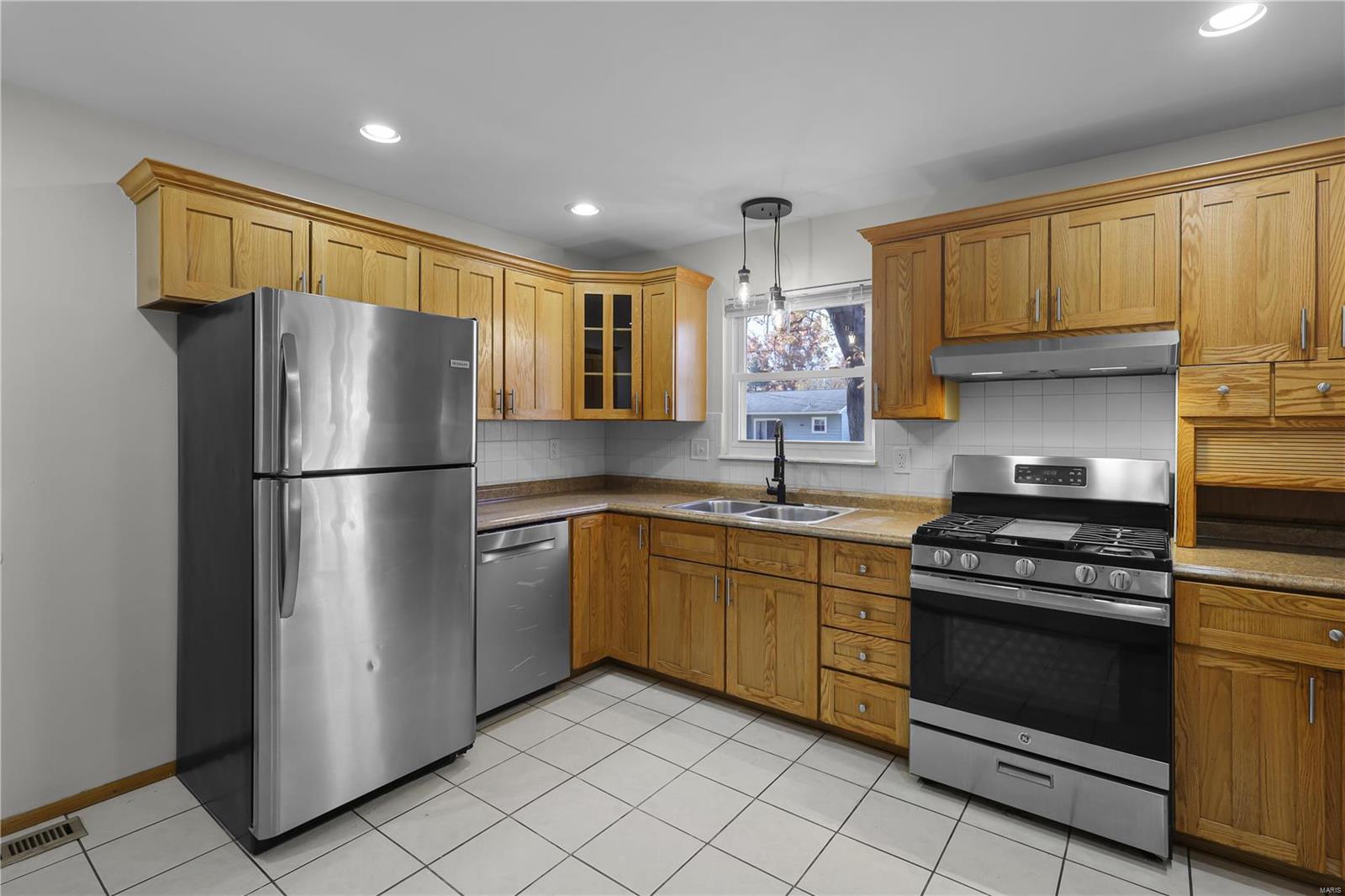 2490 Teakwood Manor Drive