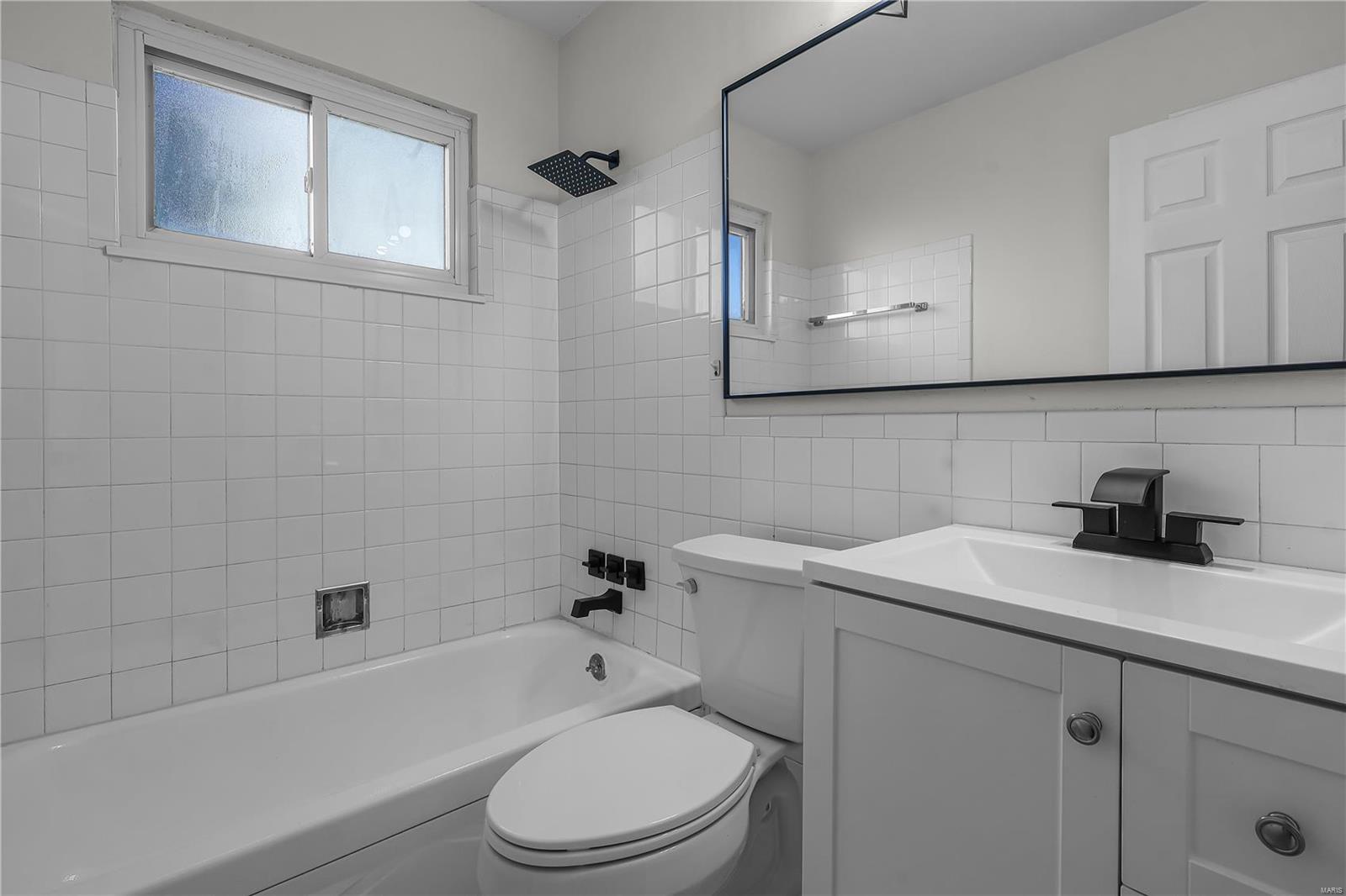 2490 Teakwood Manor Drive