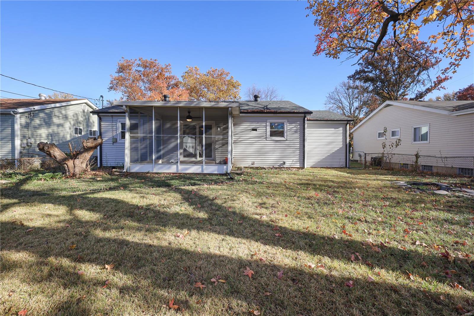 2490 Teakwood Manor Drive