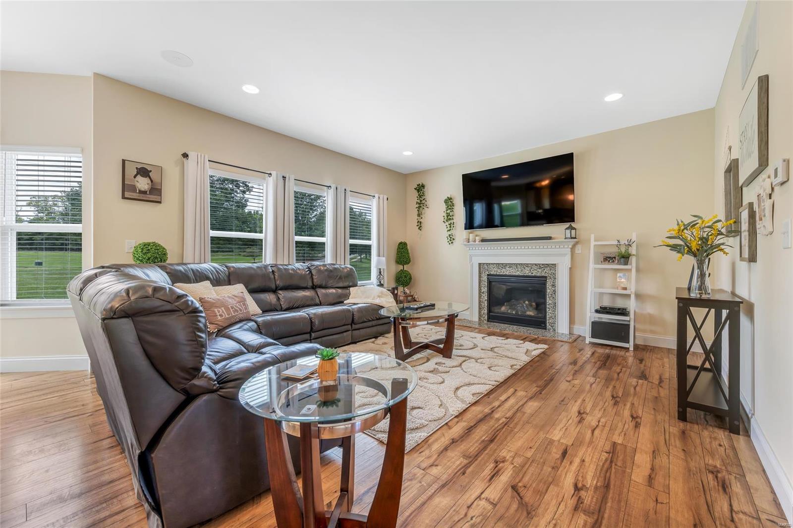 12 Glen valley Court