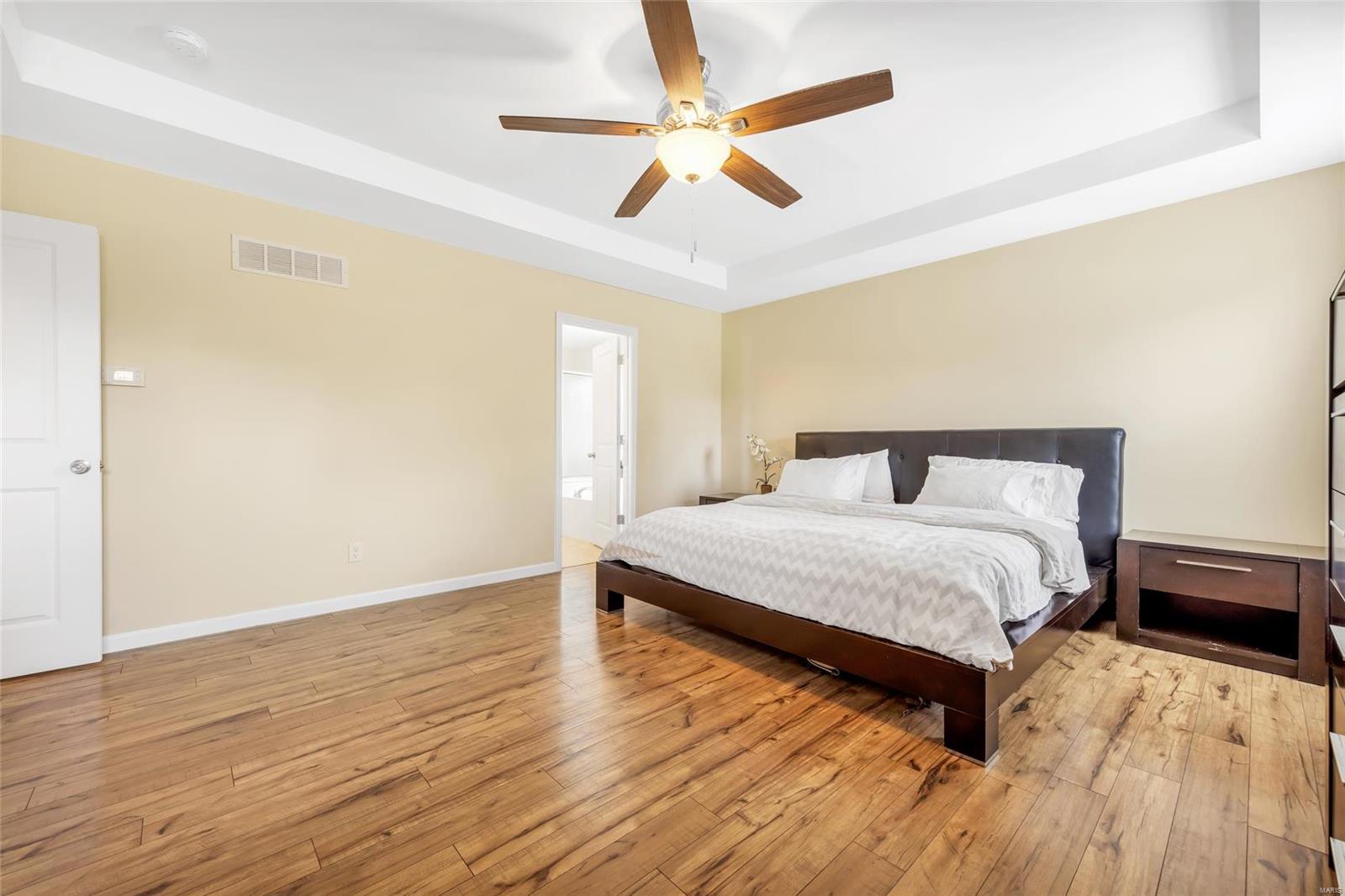 12 Glen valley Court