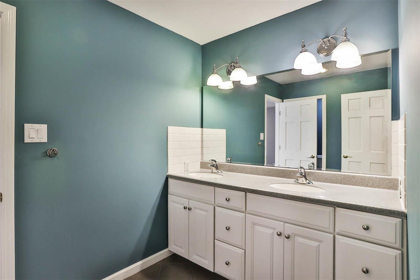 10101 Courtwick Drive