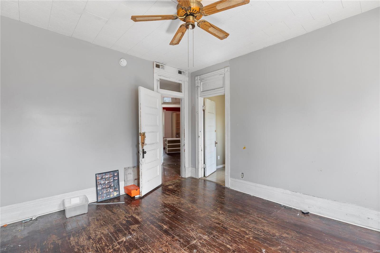 3939 Cleveland Avenue