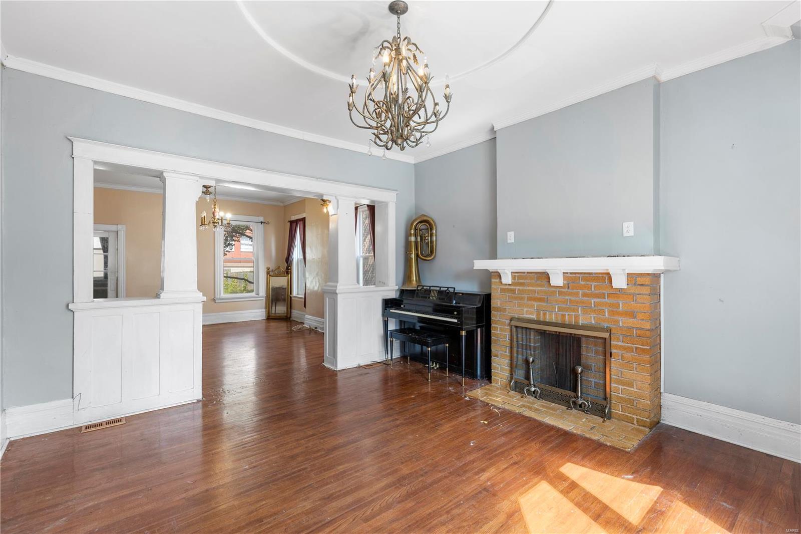 3939 Cleveland Avenue