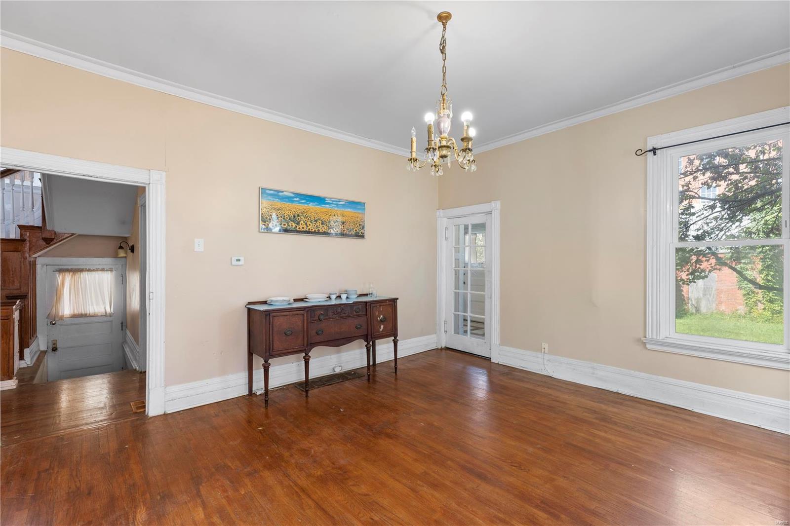 3939 Cleveland Avenue