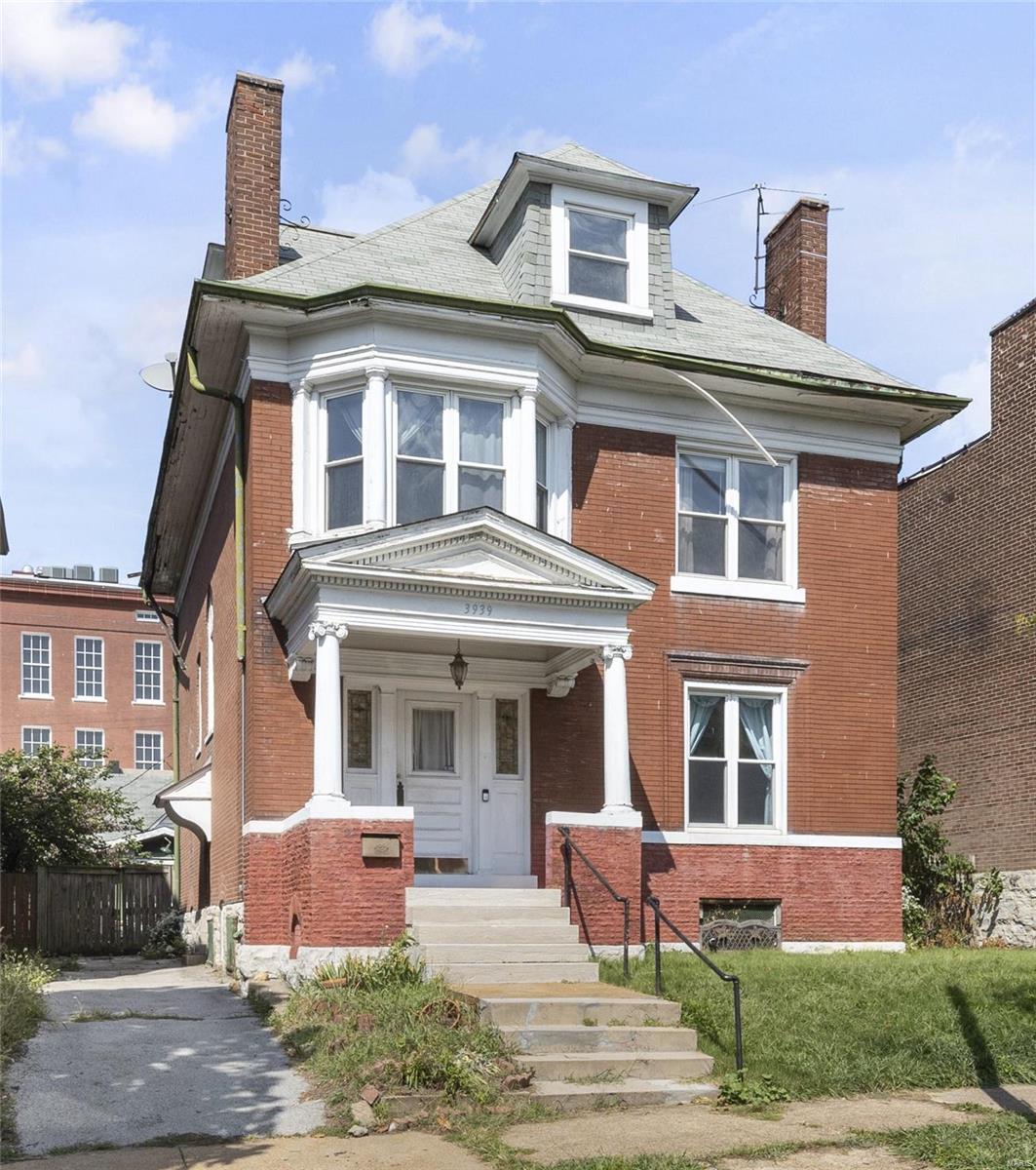 3939 Cleveland Avenue