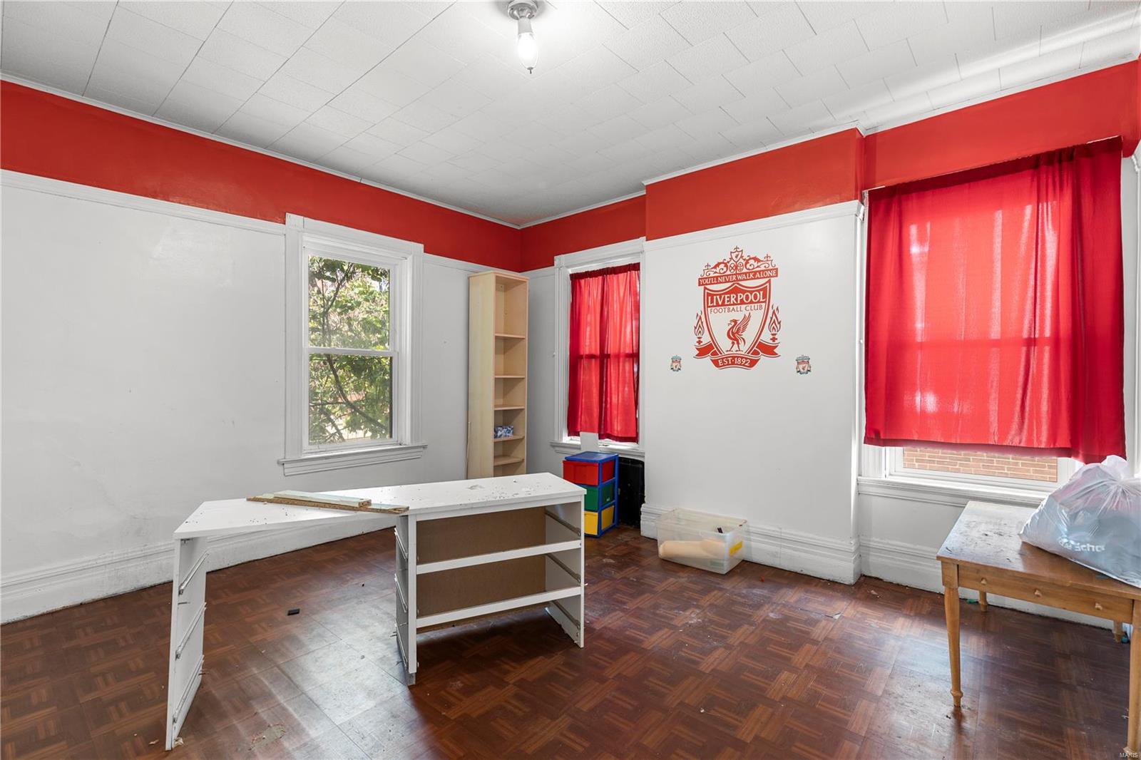 3939 Cleveland Avenue