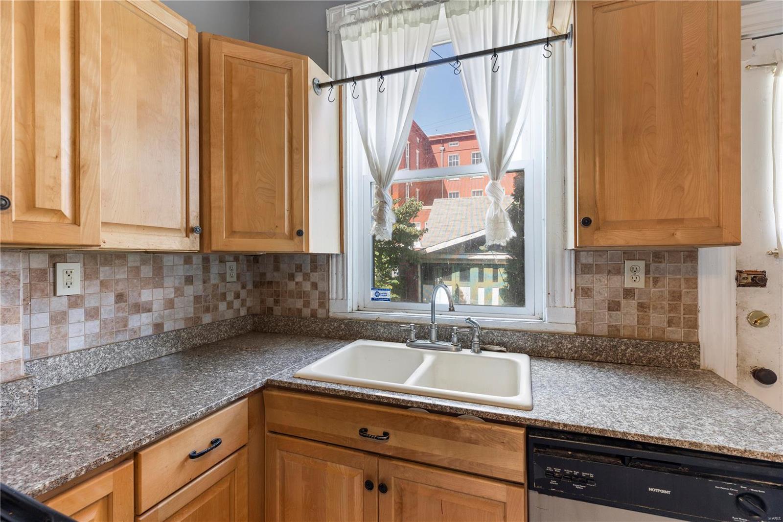 3939 Cleveland Avenue