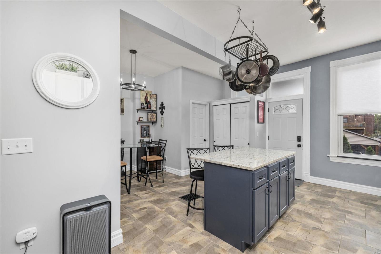 1924 Withnell Avenue