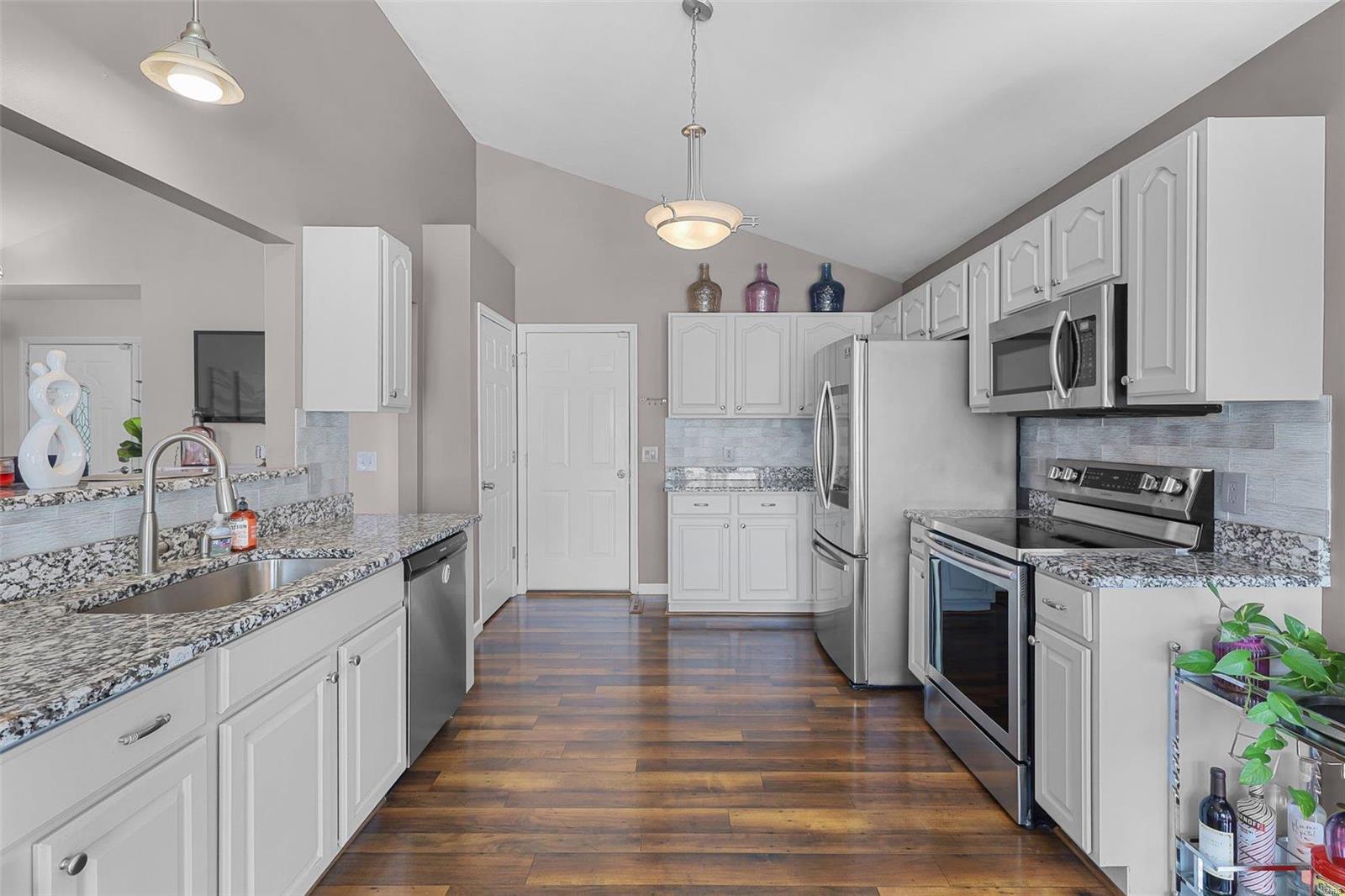 116 Fleur De Lis Drive