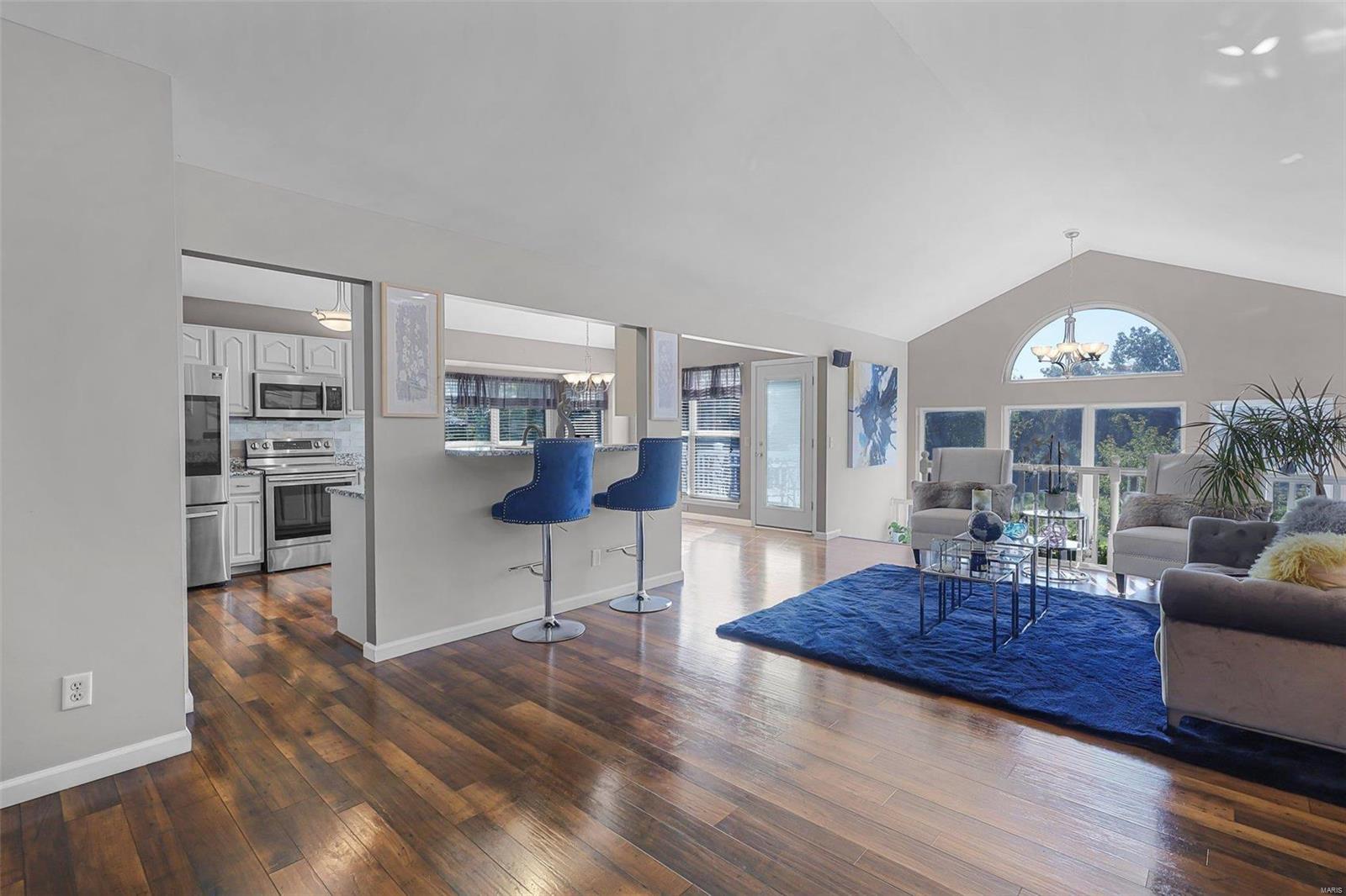 116 Fleur De Lis Drive