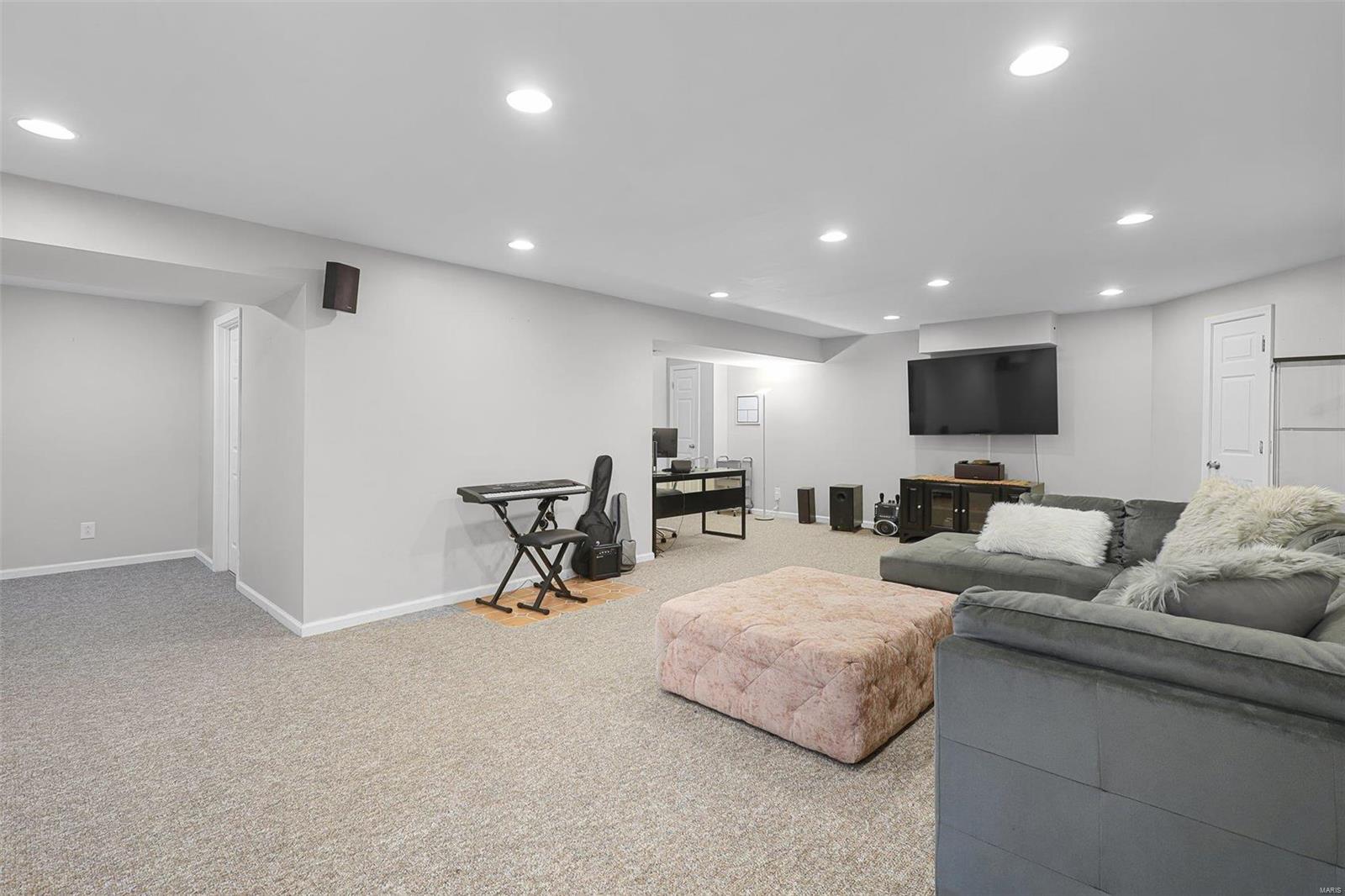 116 Fleur De Lis Drive