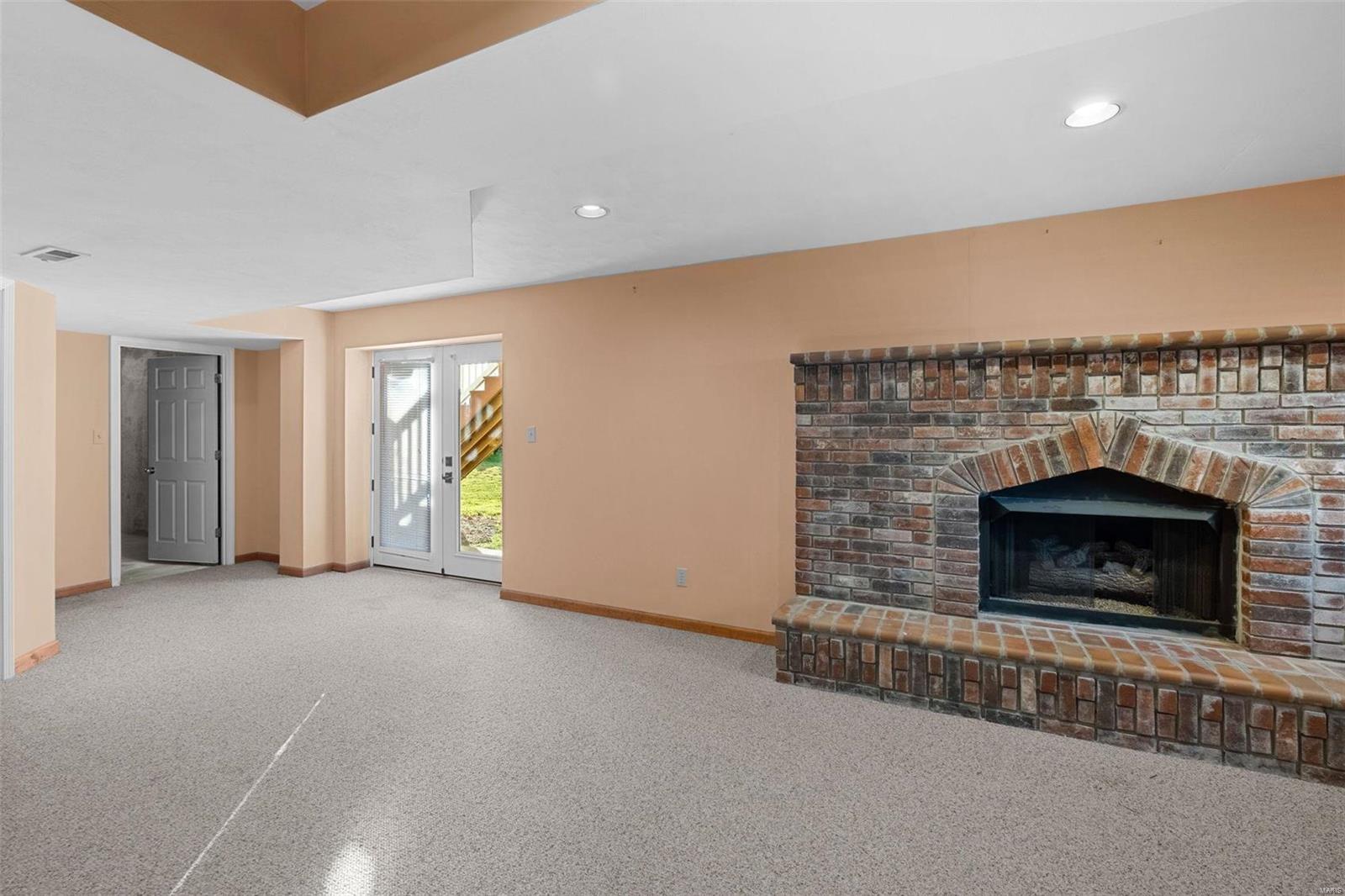 16500 Centerpointe Drive