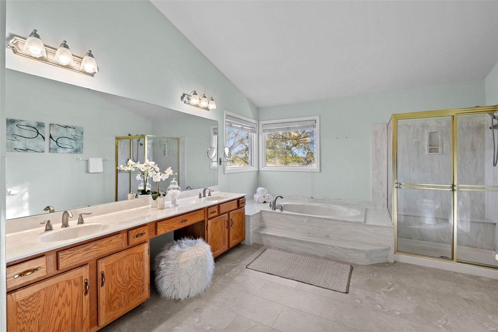 16500 Centerpointe Drive