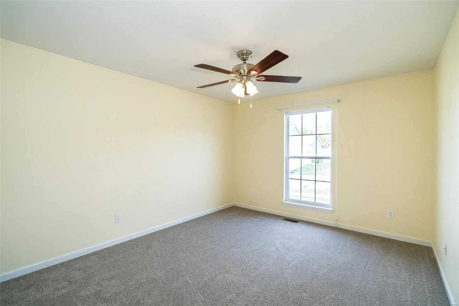 5302 S Bellerieve Lane