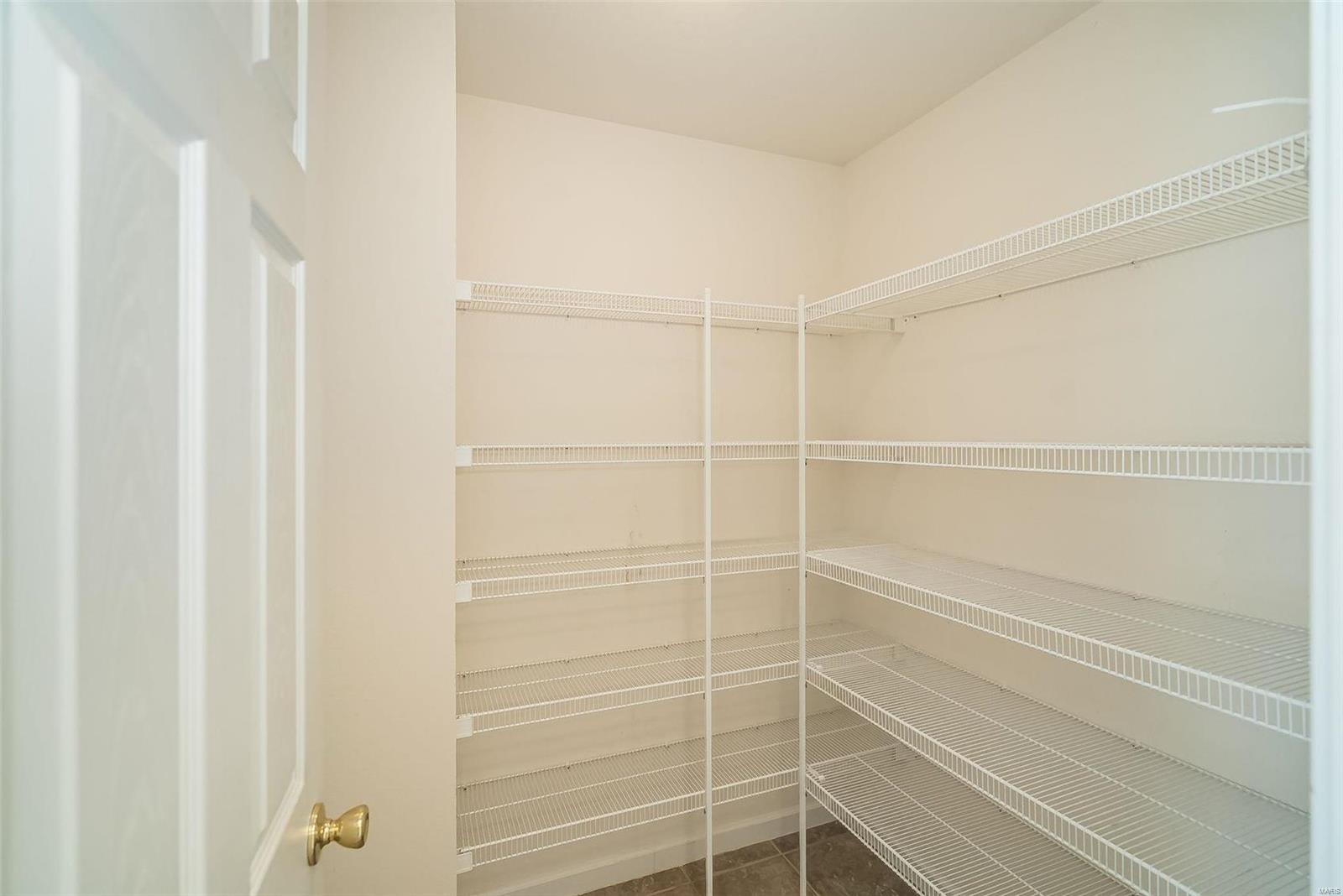 5302 S Bellerieve Lane