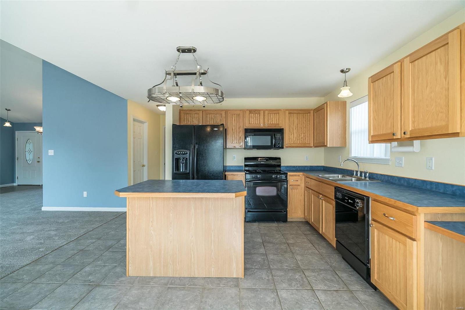 5302 S Bellerieve Lane