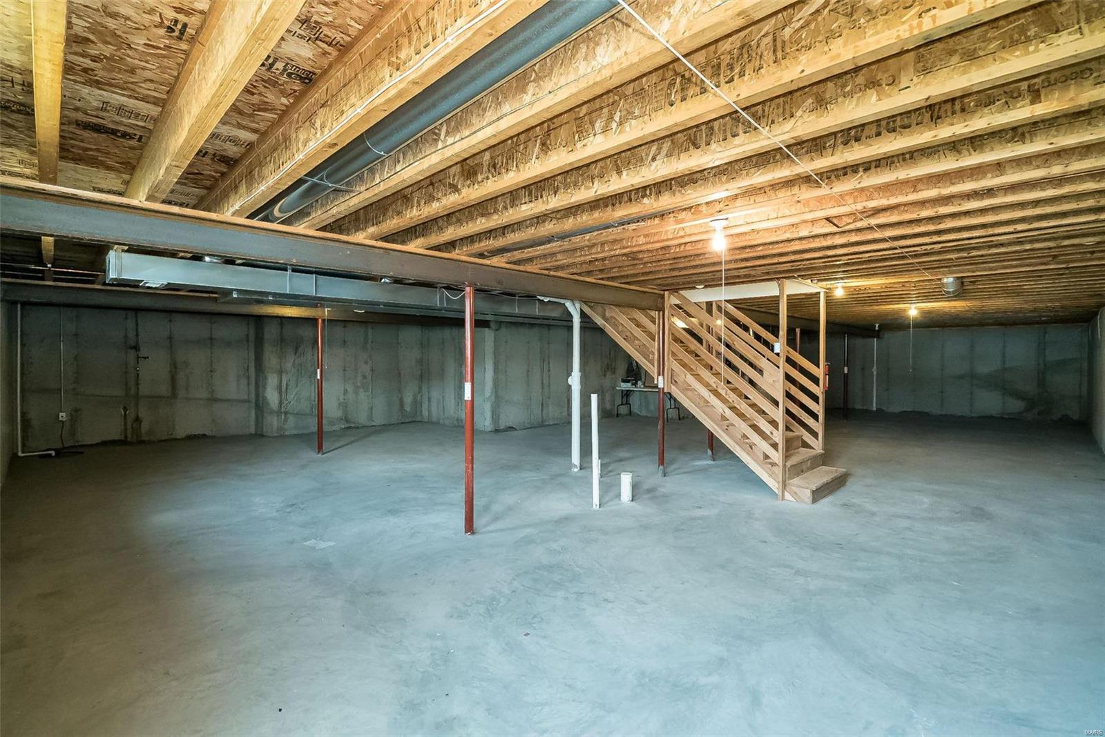 5302 S Bellerieve Lane