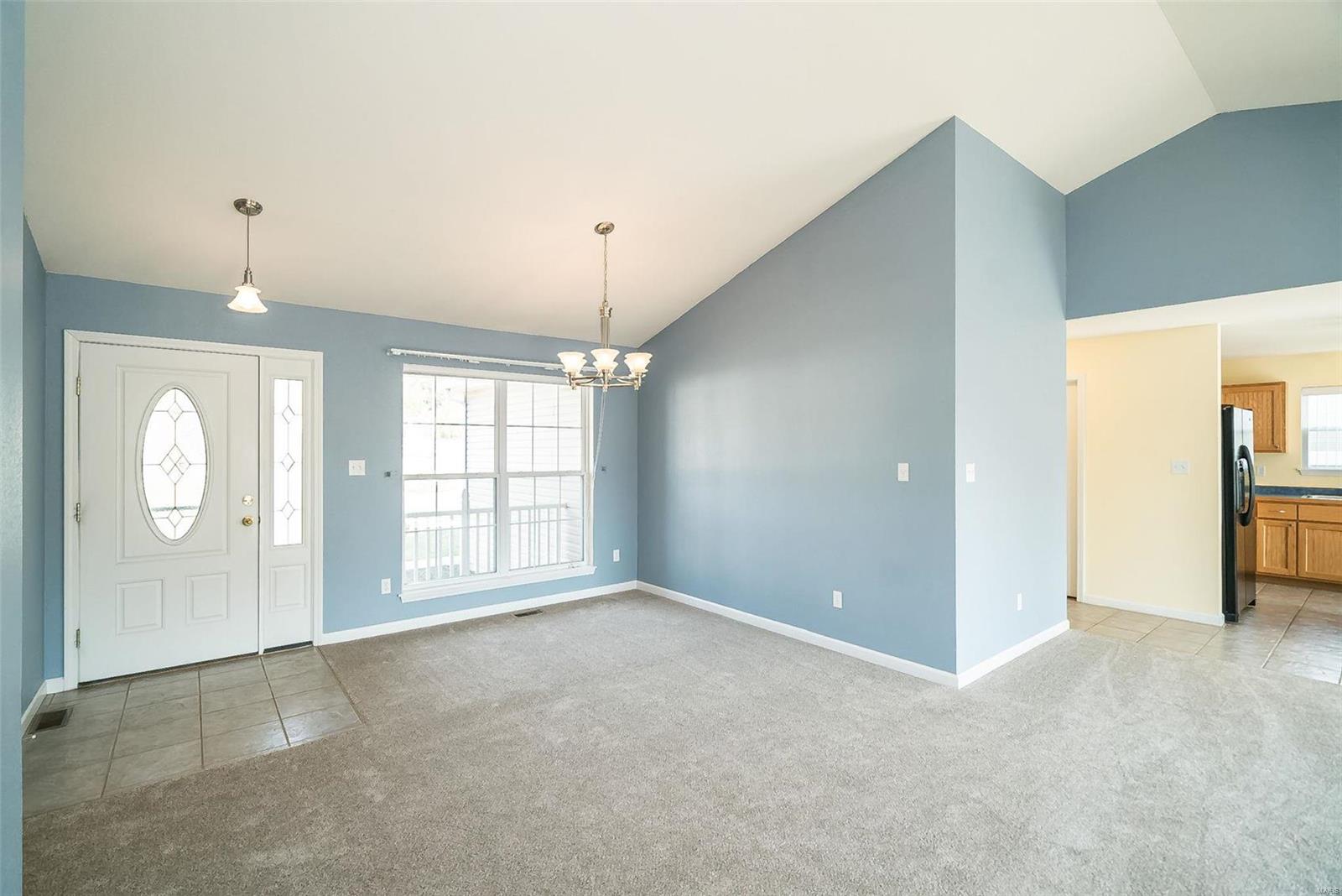 5302 S Bellerieve Lane