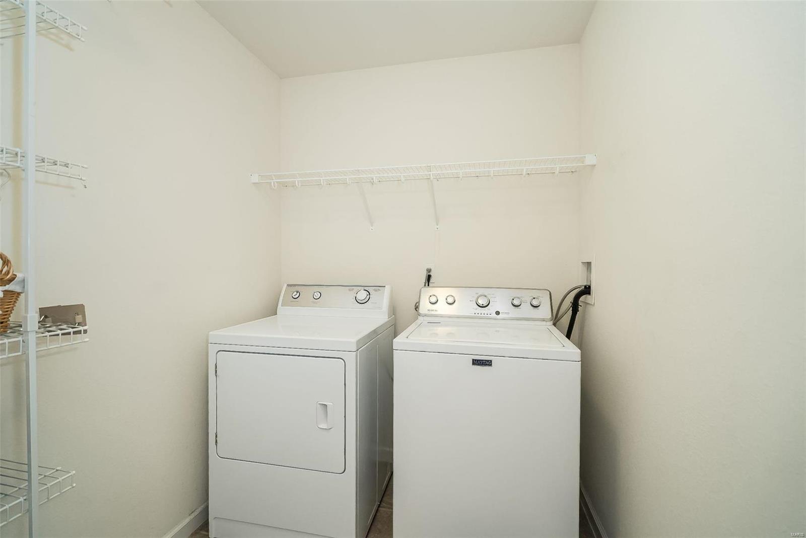 5302 S Bellerieve Lane