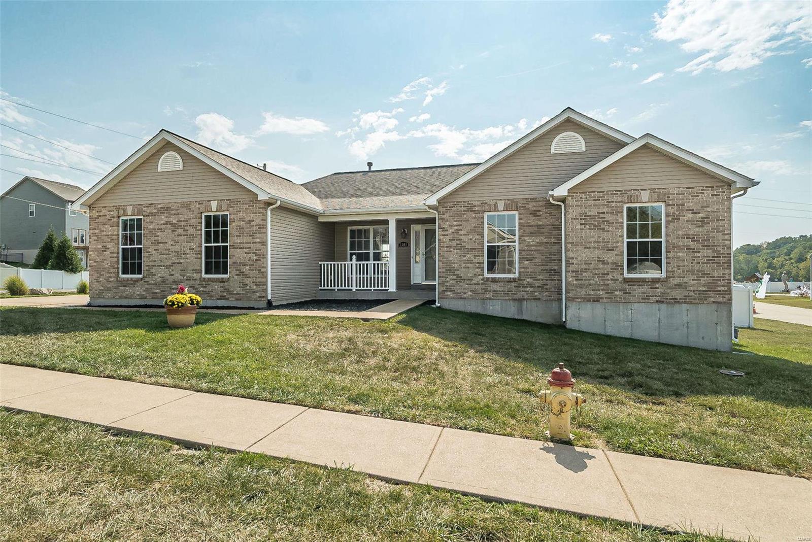 5302 S Bellerieve Lane