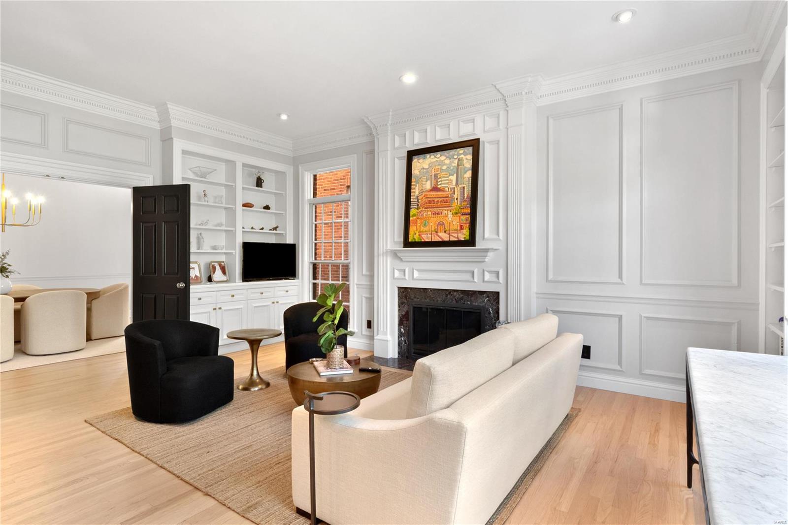 312 N Brentwood Boulevard Unit: 8