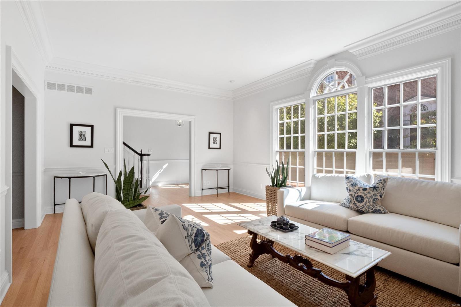 312 N Brentwood Boulevard Unit: 8