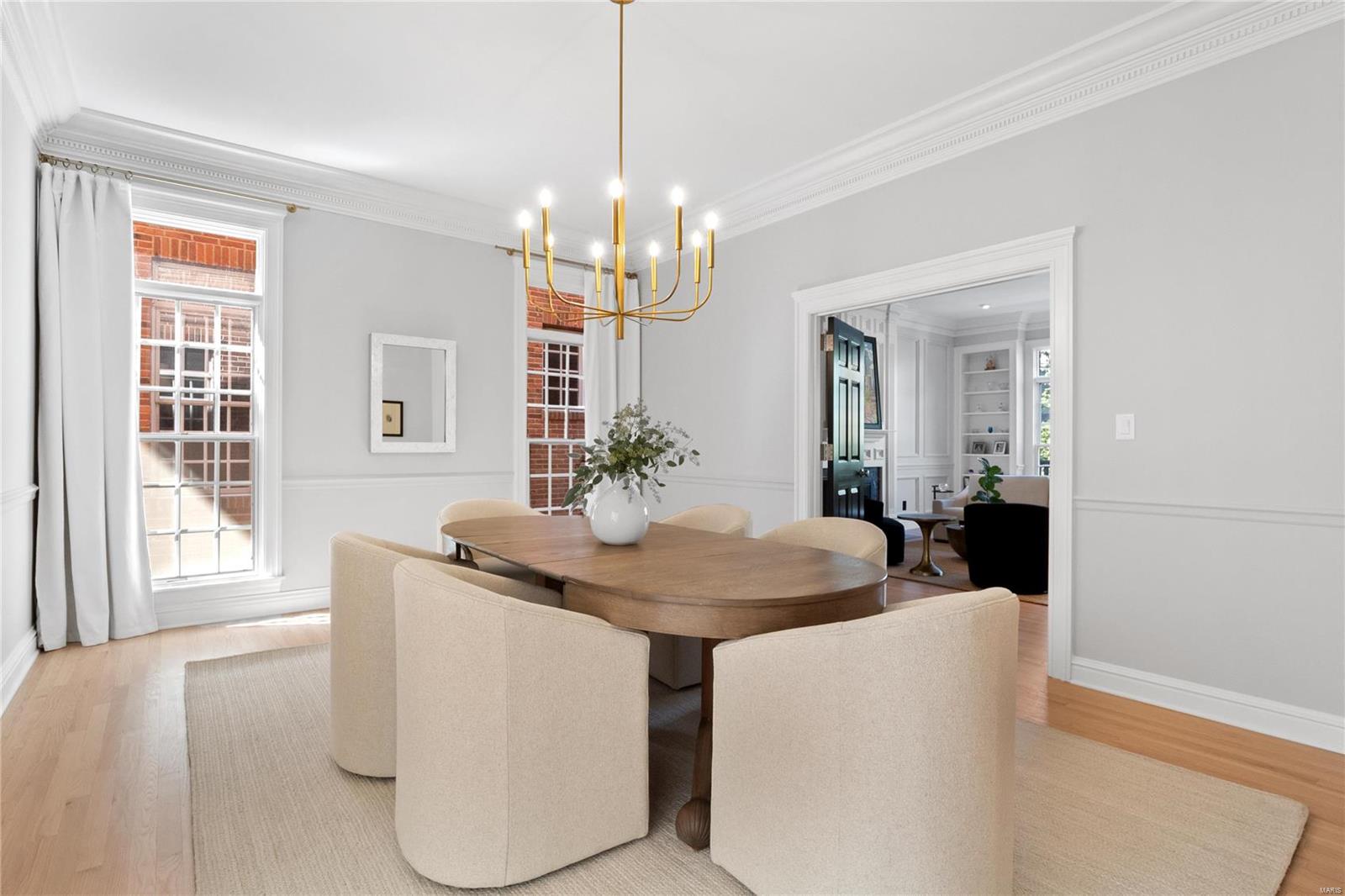 312 N Brentwood Boulevard Unit: 8