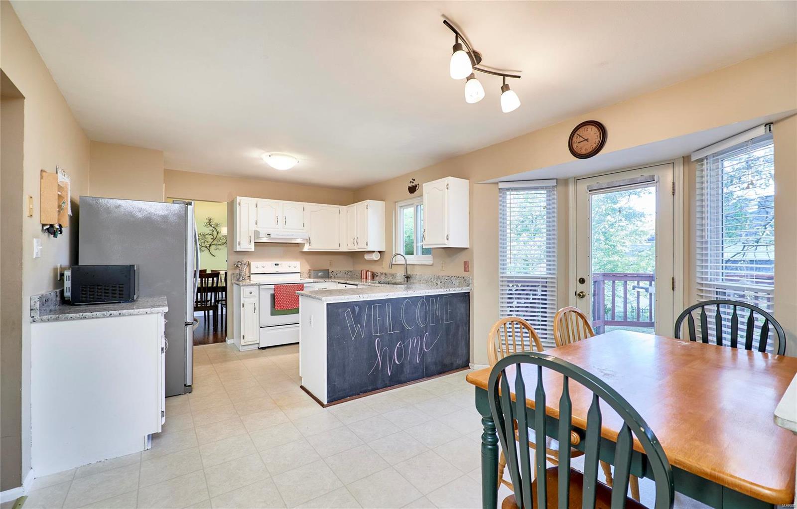 1063 Oakwood Farms Lane