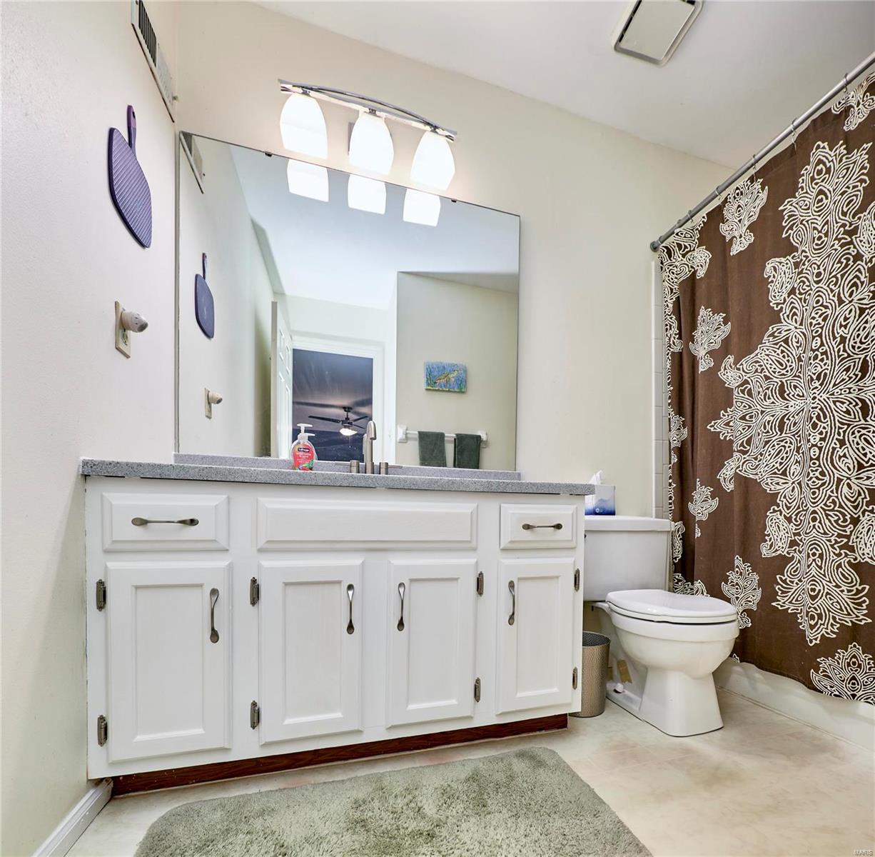 1063 Oakwood Farms Lane