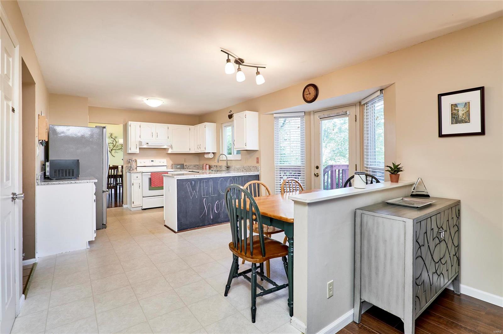 1063 Oakwood Farms Lane