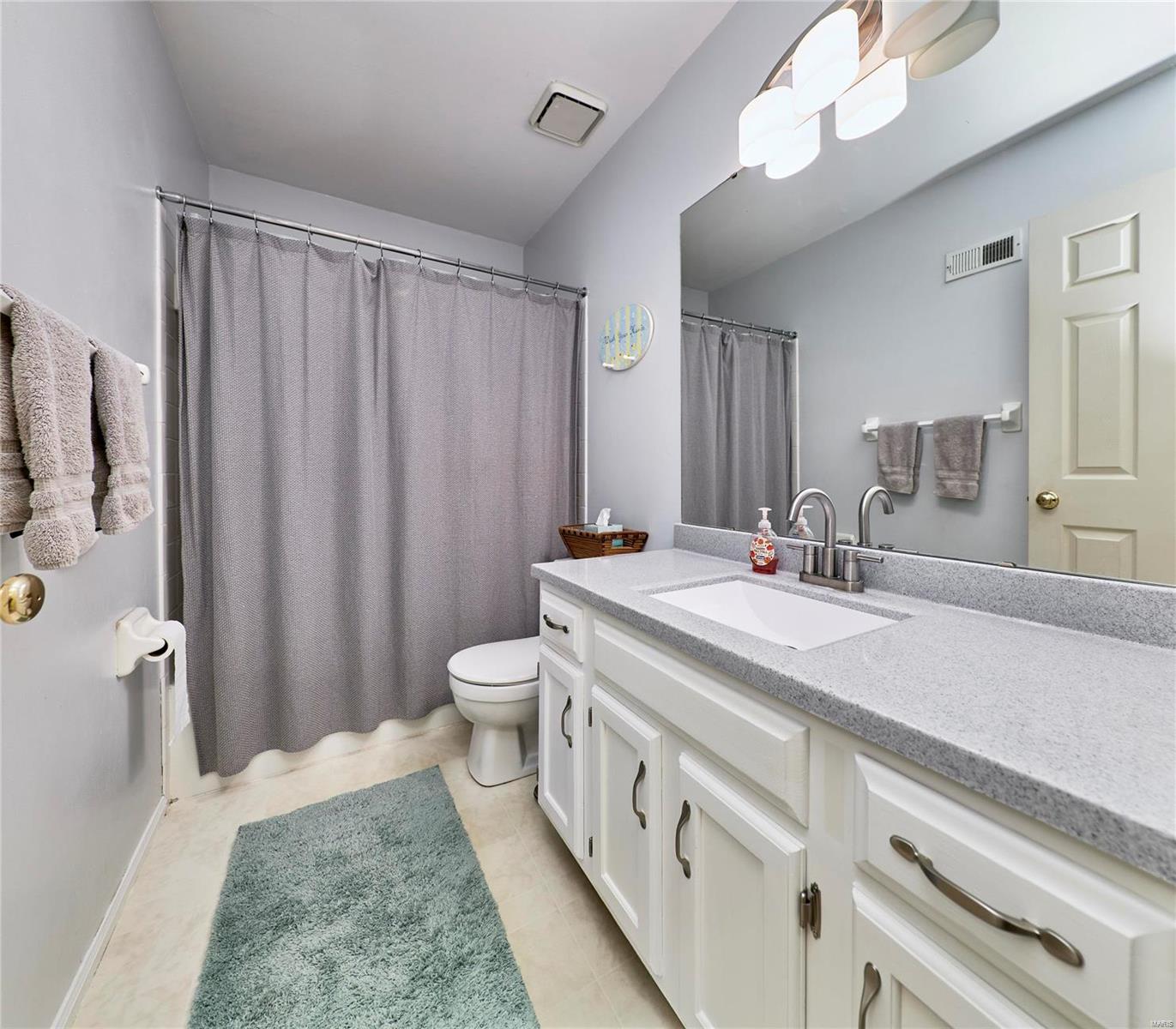 1063 Oakwood Farms Lane