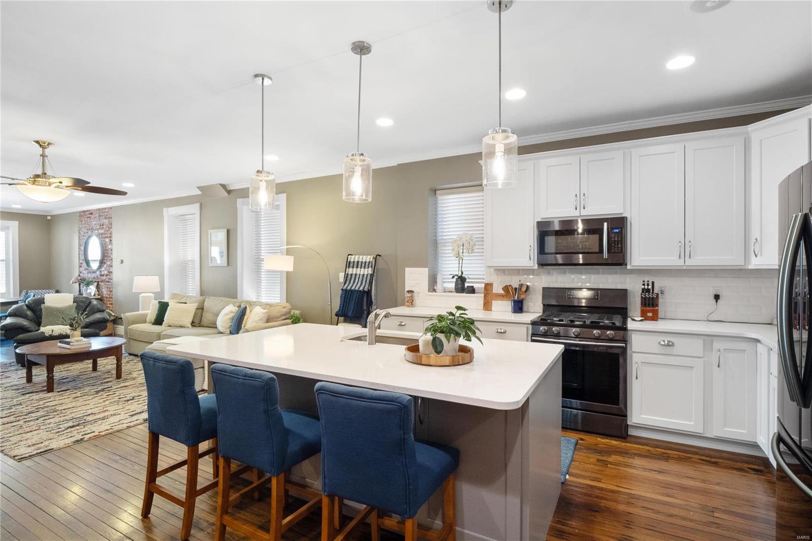 3952 Botanical Avenue