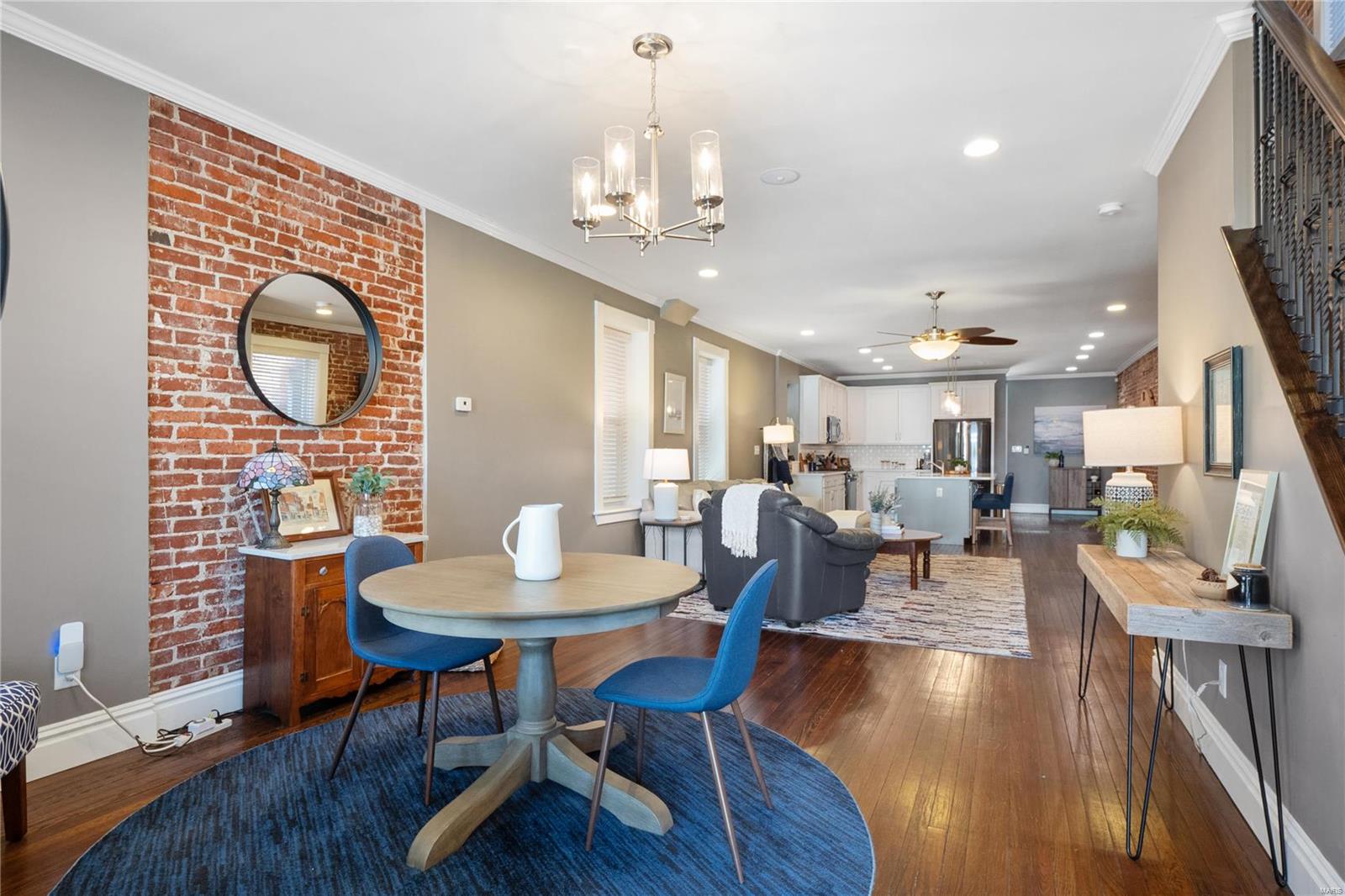 3952 Botanical Avenue