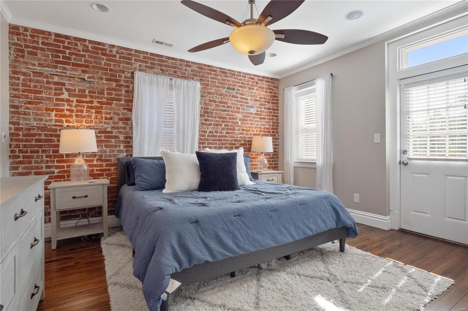 3952 Botanical Avenue