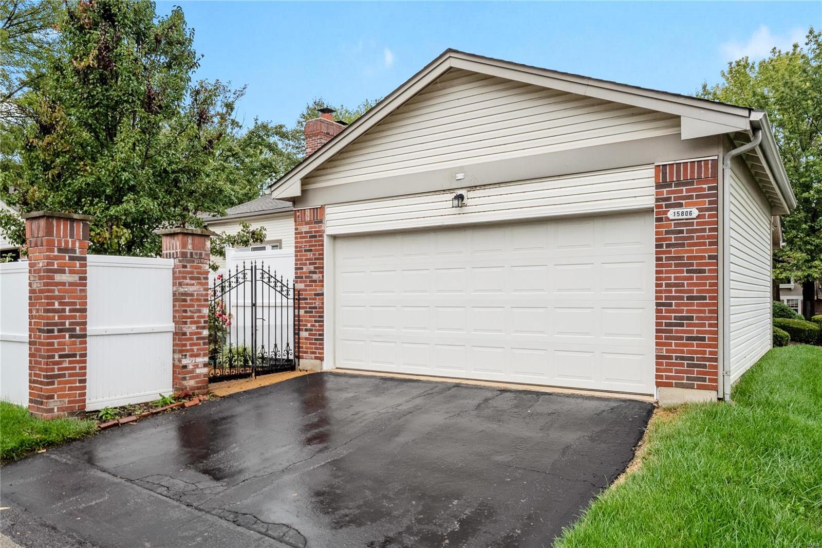 15806 Thomas Ridge Court