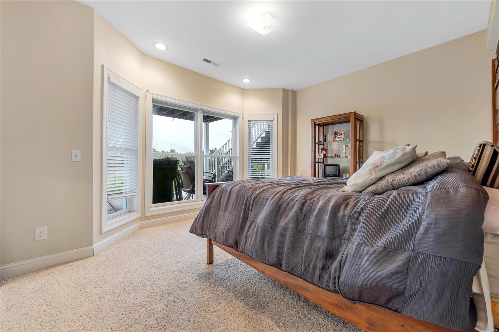 341 N Quail Point Drive