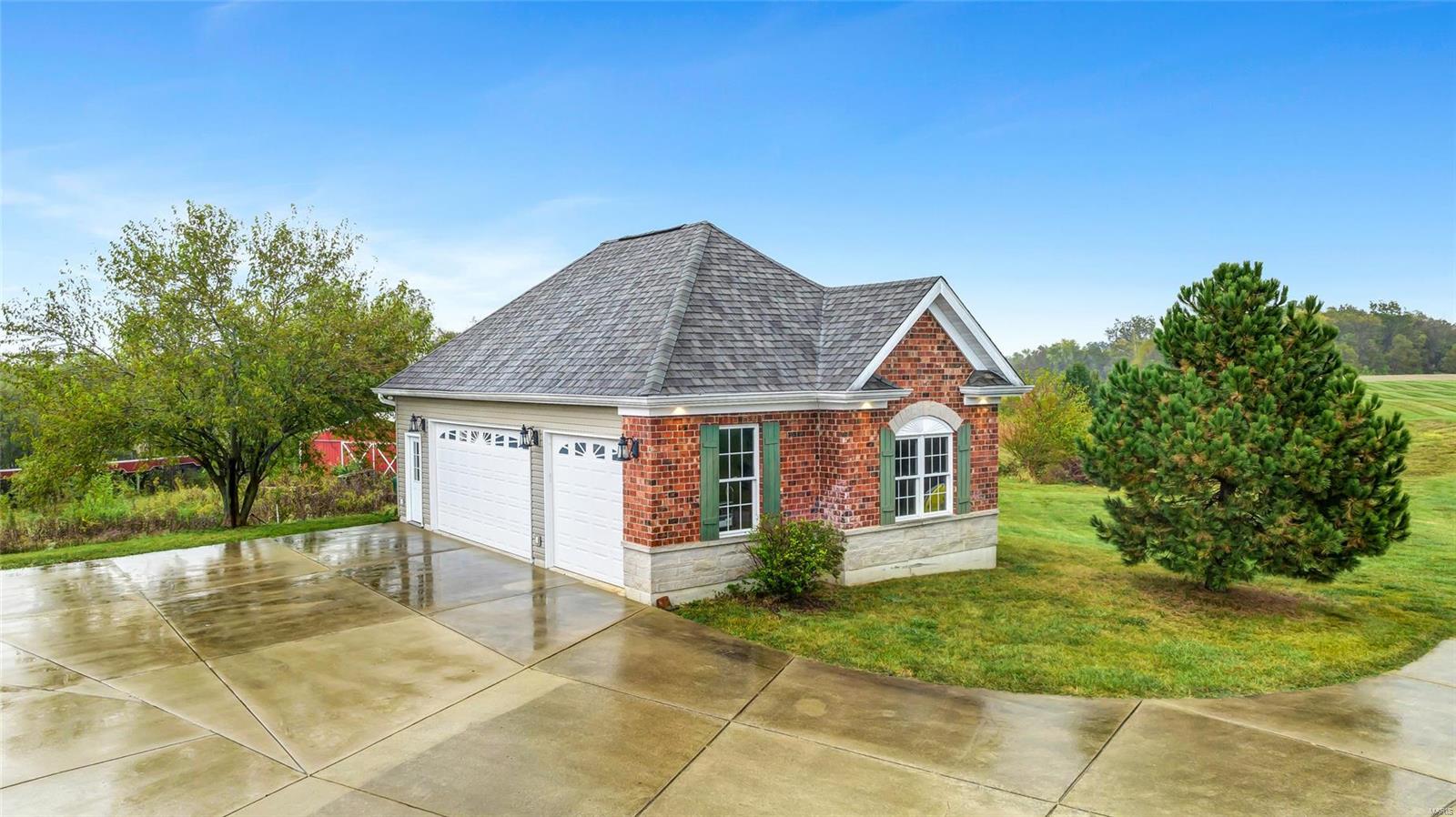 341 N Quail Point Drive