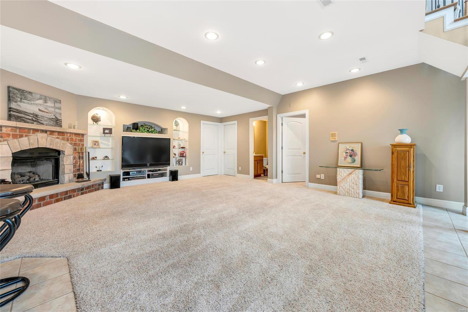 341 N Quail Point Drive