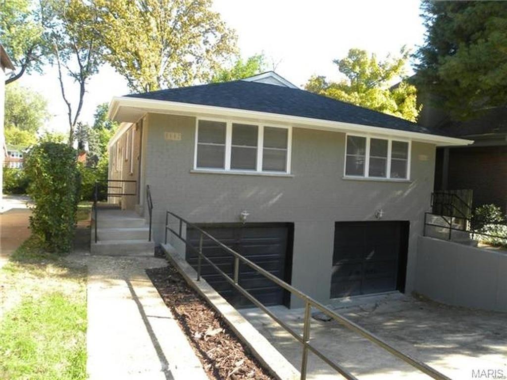 1112 Moorlands Drive