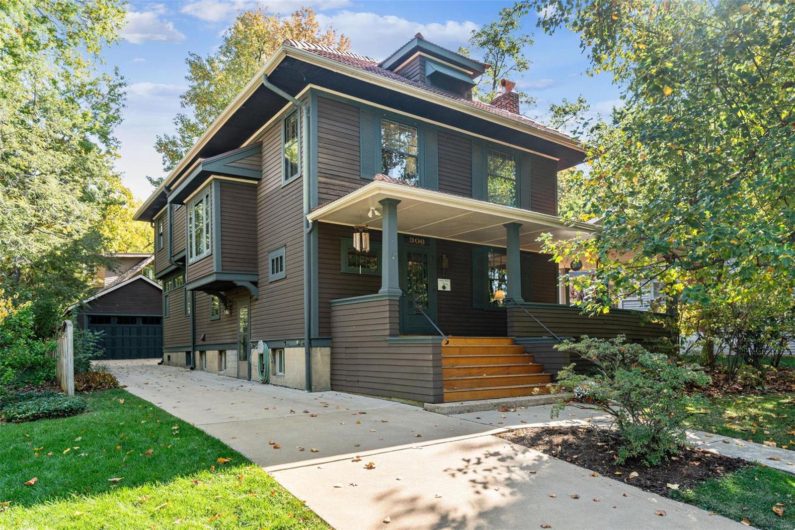 306 Sylvester Avenue