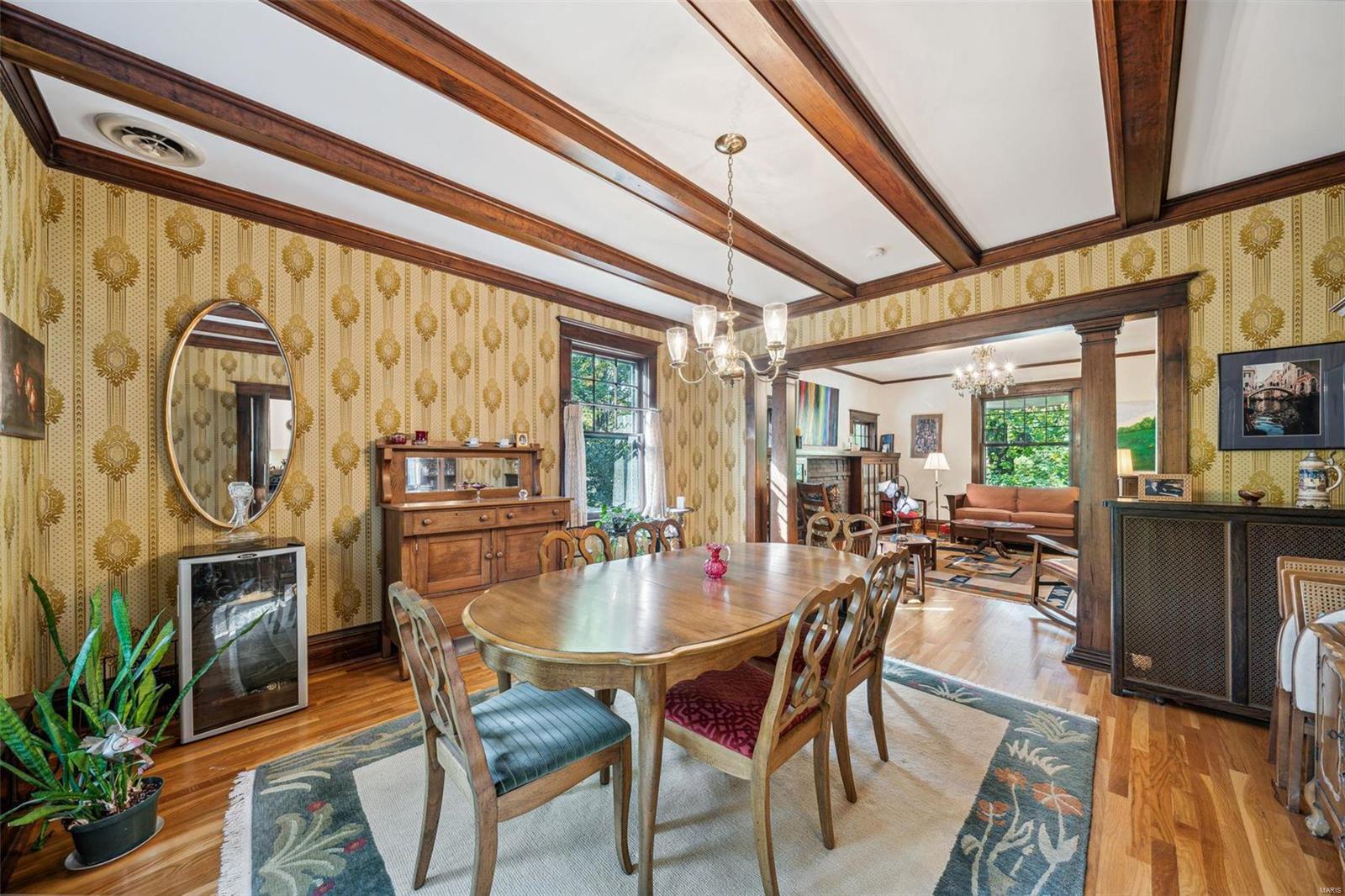 306 Sylvester Avenue