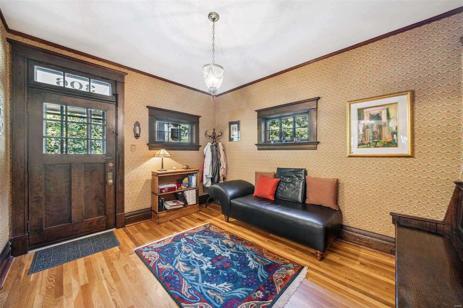 306 Sylvester Avenue