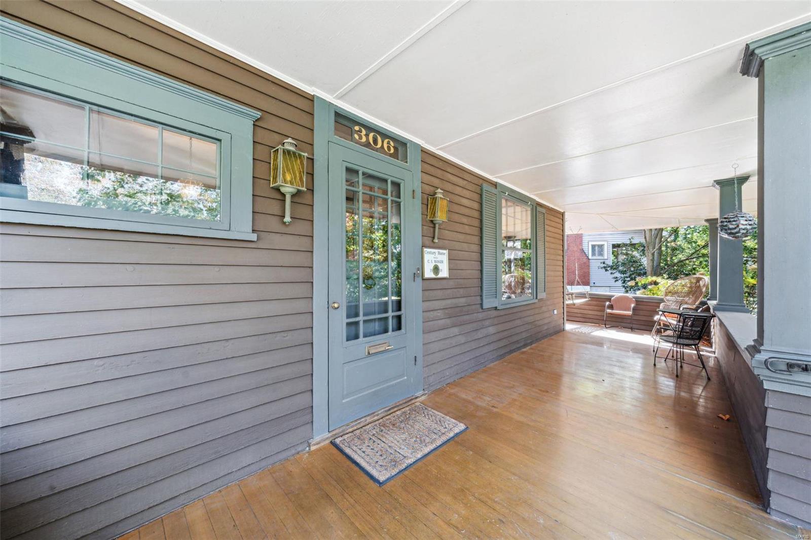 306 Sylvester Avenue