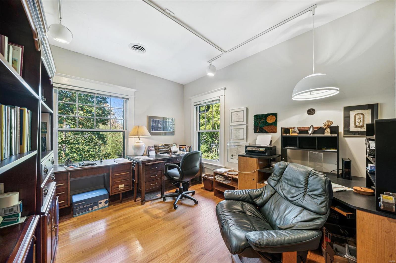 306 Sylvester Avenue